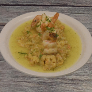 Mangu Con camarones Al Ajillo Mashed