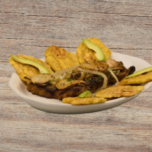Entraña Con Tostones